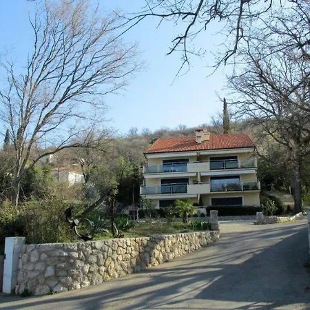 Apartment By The Sea Omisalj, Krk - 21946 Omisalj