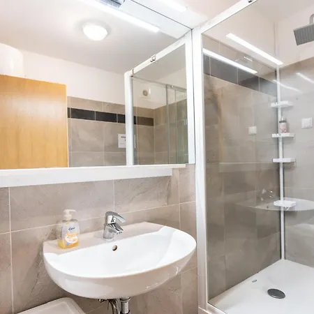 Apartamento By The Sea Omisalj, Krk - 21946